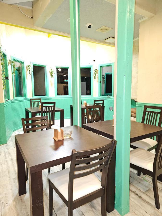 Hotel White House ホワイト ハウス Shimukappu Exterior foto
